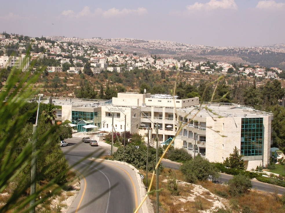 מעון הרופא במוצא עלית - שושנים ייעוץ והכוונה